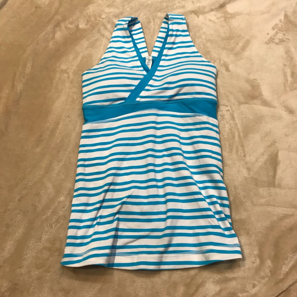 Lululemon Deep V Athletic Tank Size 4 - Picture 9 of 9